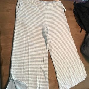 Carve Designs new with tags Loose Cropped Pant